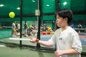 How long does a pickleball paddle last